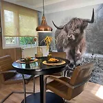 Knus Relaxchalet Met Prive Hottub Apartmán *