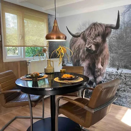 Knus Relaxchalet Met Privé Hottub Apartment *